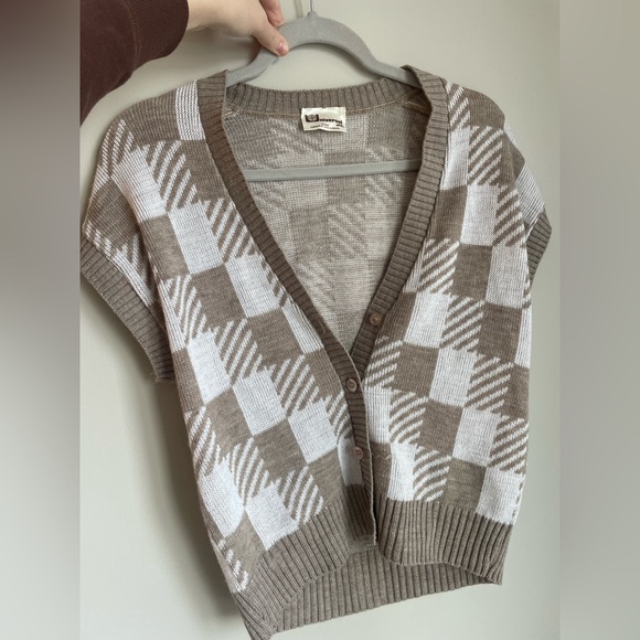 Sweater vest - Picture 1 of 1